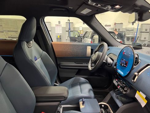 Certified 2025 MINI Cooper Countryman S image 29