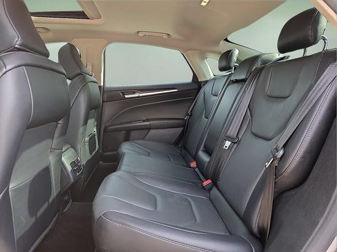 Used 2020 Ford Fusion Titanium FWD image 10