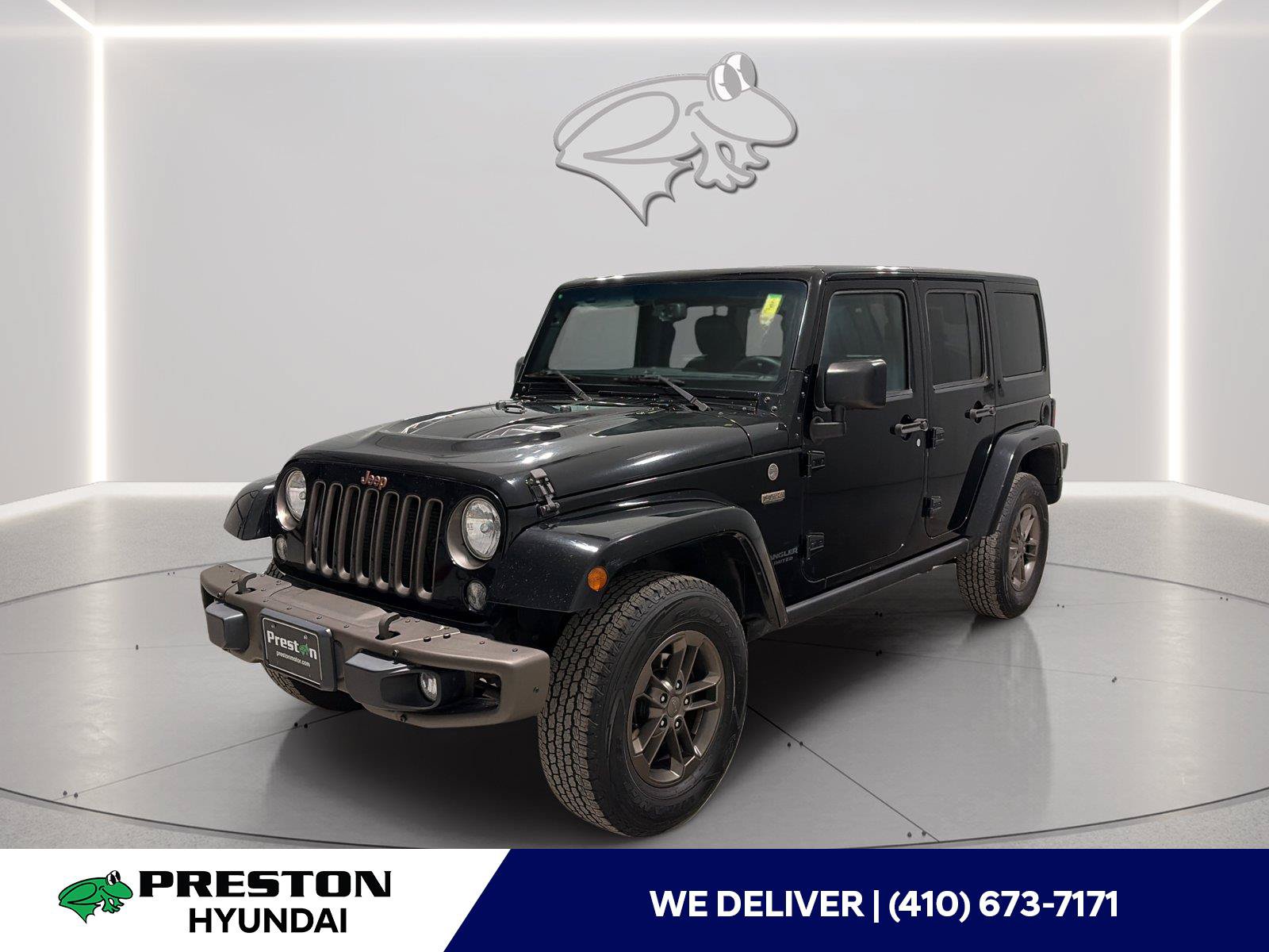 Used 2016 Jeep Wrangler Unlimited Sahara AWD/4WD image 1