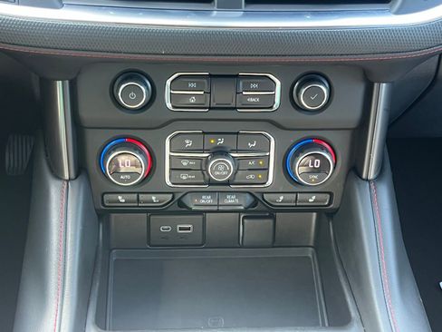 Used 2021 Chevrolet Tahoe RST w/ Luxury Package AWD/4WD image 38