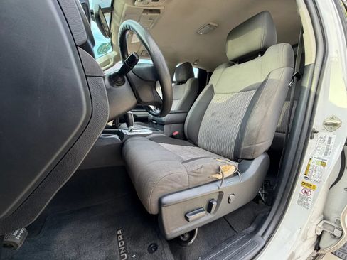 Used 2014 Toyota Tundra SR5 w/ SR5 Upgrade Package RWD image 8