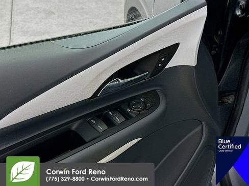 Used 2017 Chevrolet Bolt LT image 20