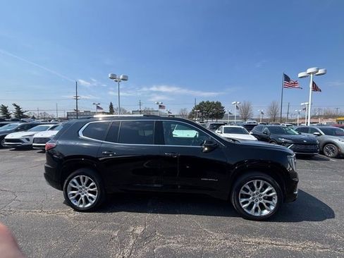 Certified 2024 GMC Acadia Denali w/ Super Cruise Package AWD/4WD image 5