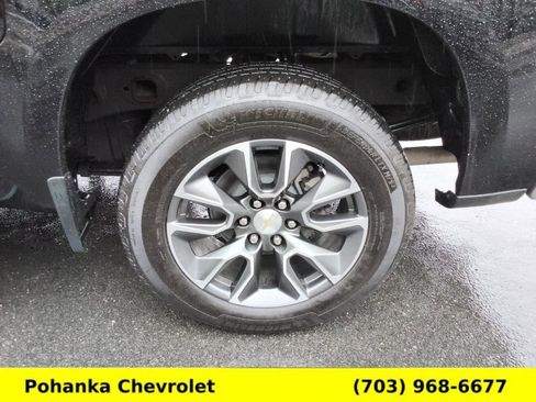 Certified 2022 Chevrolet Silverado 1500 LT w/ Z71 Off-Road Package AWD/4WD image 25