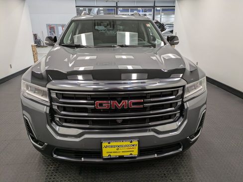 Used 2022 GMC Acadia AT4 w/ Technology Package image 2