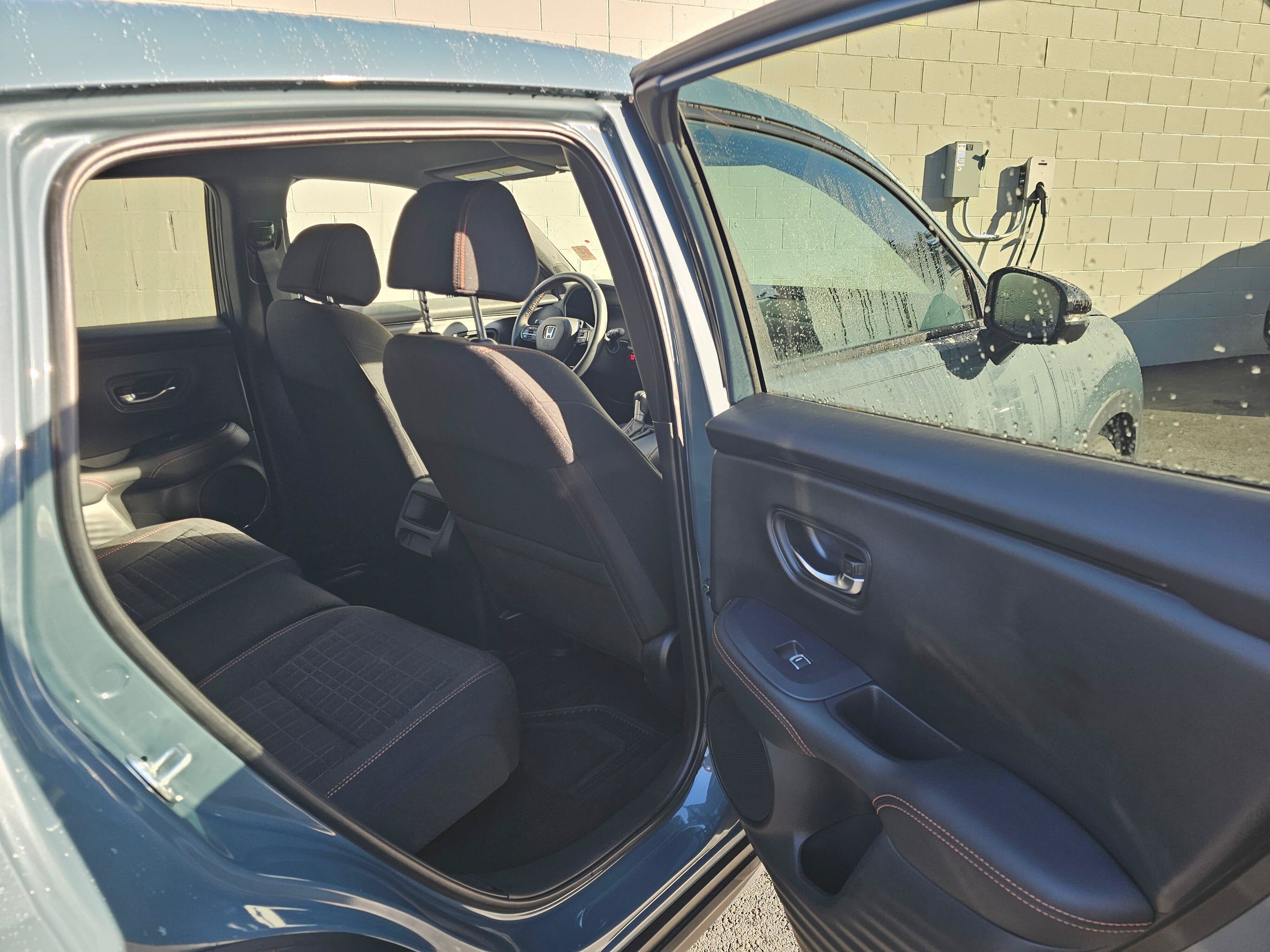 Certified 2025 Honda HR-V Sport image 15