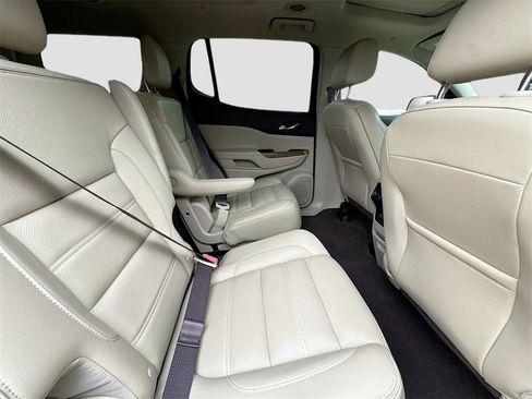 Used 2019 GMC Acadia Denali w/ Technology Package image 29