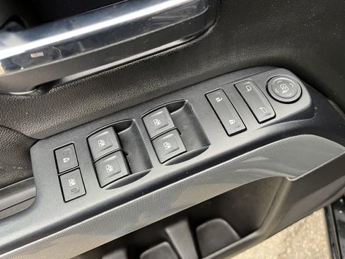 Used 2018 Chevrolet Silverado 2500 LT w/ Midnight Edition AWD/4WD image 19