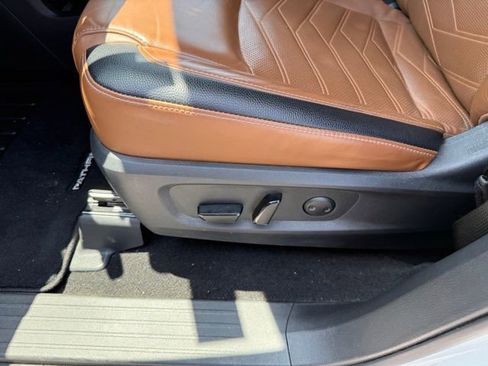 Used 2023 Nissan Pathfinder Platinum w/ Cargo Package AWD/4WD image 29