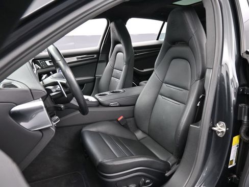 Used 2023 Porsche Panamera 4 Platinum Edition AWD/4WD image 5