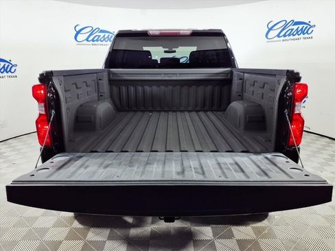 Used 2020 Chevrolet Silverado 1500 LT w/ Texas Edition image 5