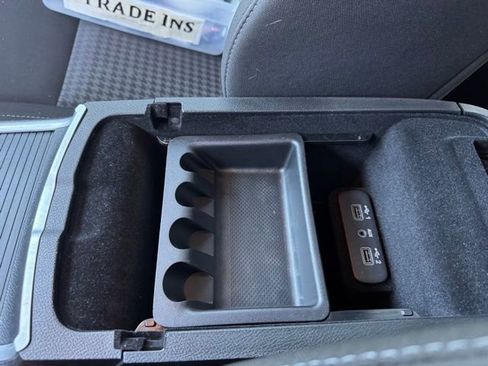 Used 2023 Dodge Charger SXT image 36