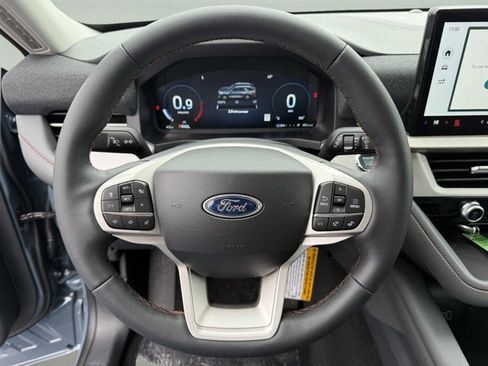 New 2026 Ford Explorer Active w/ Active Comfort Package image 13