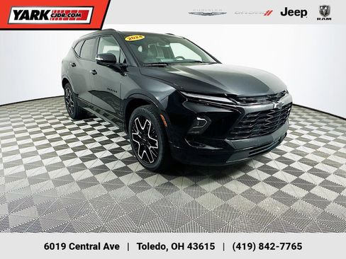 Used 2024 Chevrolet Blazer RS w/ Enhanced Convenience Package FWD image 1