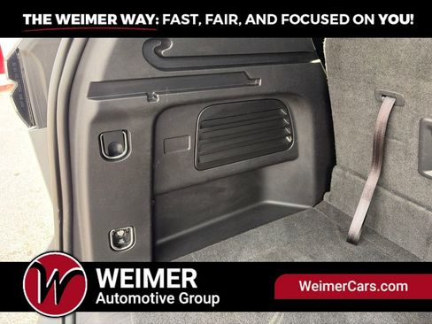 Used 2025 Chevrolet Traverse LT AWD/4WD image 13
