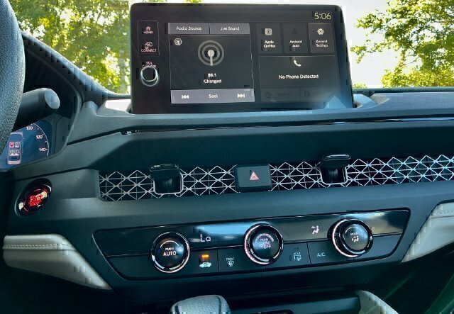 New 2026 Honda Accord LX image 18