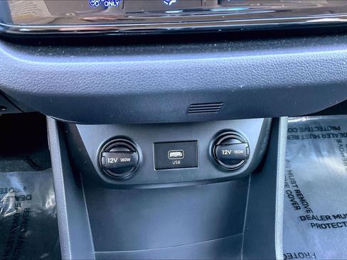 Used 2021 Hyundai Ioniq Limited FWD image 34