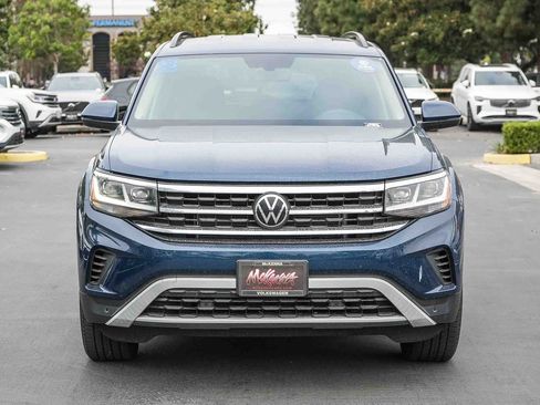 Certified 2023 Volkswagen Atlas SE FWD image 2