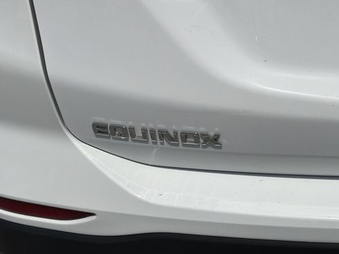 Used 2024 Chevrolet Equinox LS FWD image 9