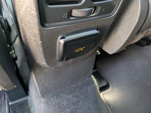 Used 2018 Ford Escape Titanium AWD/4WD image 15