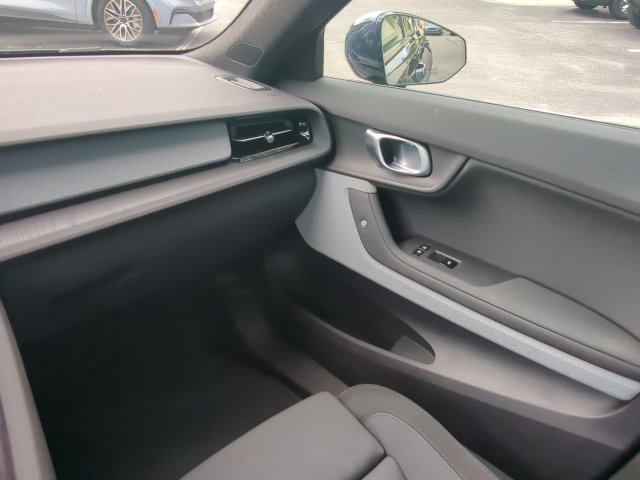 Used 2024 Polestar Polestar 2 w/ Pilot Pack RWD image 19