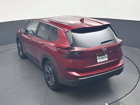 Used 2025 Nissan Rogue SV FWD image 27