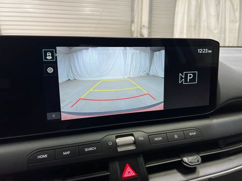 Used 2025 Kia K4 FWD image 32