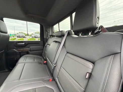 Used 2021 GMC Sierra 3500 Denali w/ Denali Ultimate Package AWD/4WD image 32