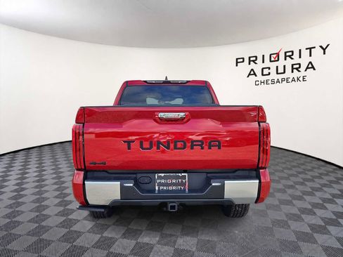 Used 2025 Toyota Tundra Limited AWD/4WD image 5