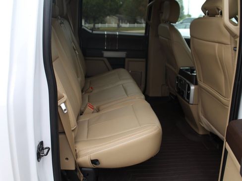 Used 2020 Ford F150 Lariat image 15