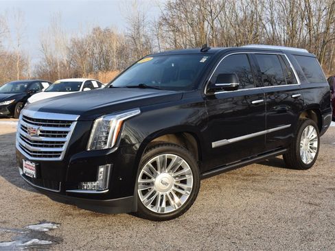 Used 2020 Cadillac Escalade Platinum image 13