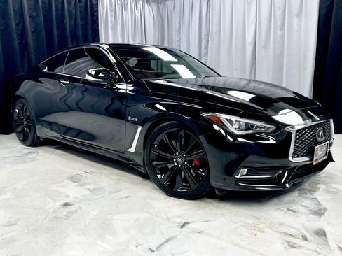 Used 2019 INFINITI Q60 Red Sport 400 w/ Proactive Package image 4