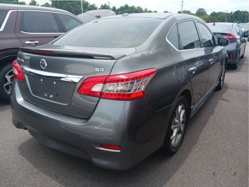 Used 2015 Nissan Sentra SR w/ SR Premium Package FWD image 3