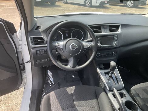 Used 2018 Nissan Sentra S FWD image 13