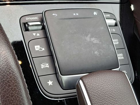 Certified 2022 Mercedes-Benz GLS 450 4MATIC image 21