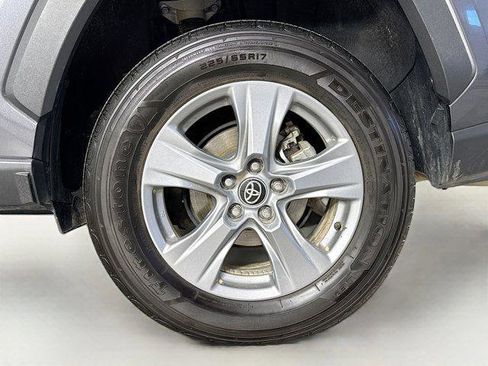 Certified 2025 Toyota RAV4 LE AWD/4WD image 29