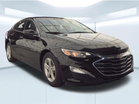 Used 2025 Chevrolet Malibu LT FWD image 5