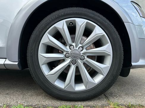 Used 2015 Audi A4 Prestige w/ Prestige Package image 27