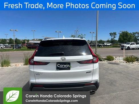 Used 2025 Honda CR-V Sport image 4