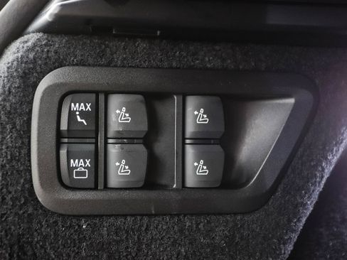 Used 2024 BMW X7 xDrive40i AWD/4WD image 27