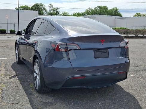 Used 2023 Tesla Model Y Long Range AWD/4WD image 8