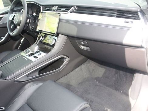 New 2026 Jaguar F-PACE R-Dynamic S image 24