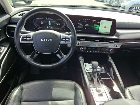 Certified 2023 Kia Telluride S w/ S Sunroof Package AWD/4WD image 10