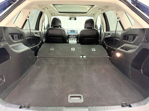 Used 2019 Ford Edge SEL w/ Equipment Group 201A AWD/4WD image 27
