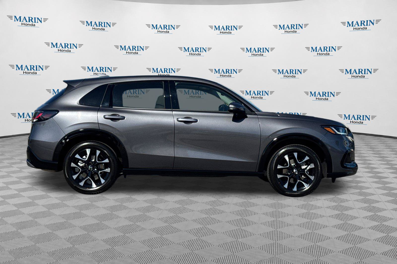 New 2027 Honda HR-V EX-L image 2