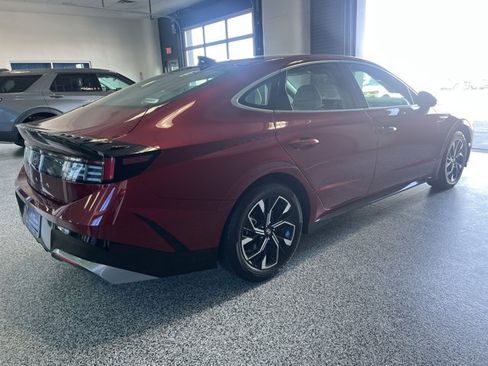 Used 2025 Hyundai Sonata SEL FWD image 5