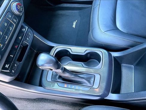 Used 2018 Chevrolet Colorado Z71 AWD/4WD image 18