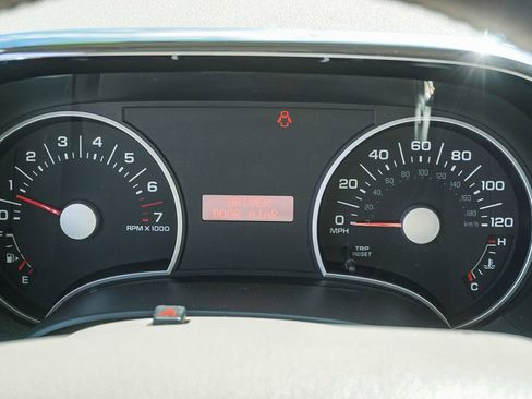 Used 2006 Ford Explorer XLT RWD image 21
