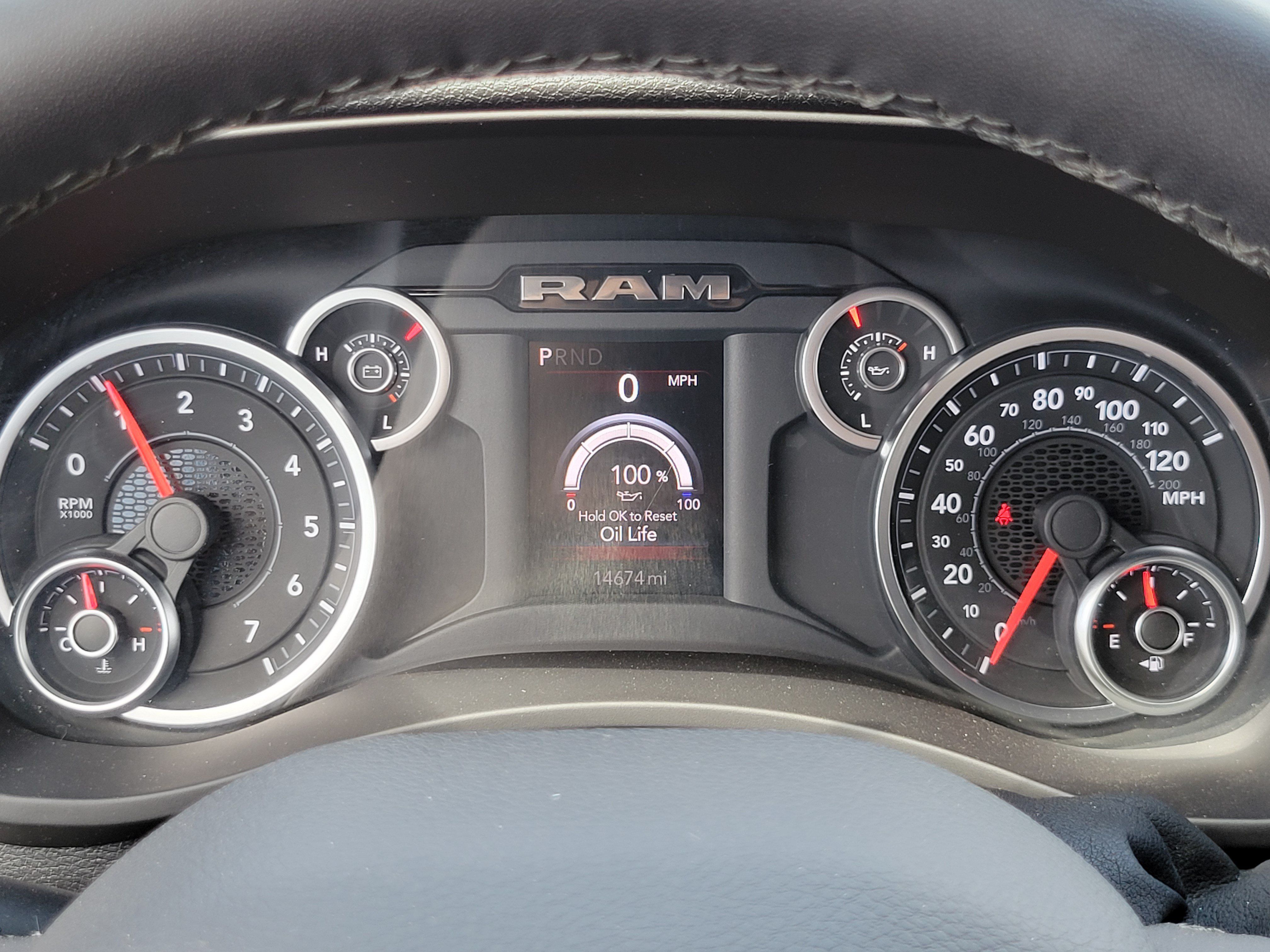 Used 2025 RAM 2500 Big Horn AWD/4WD image 9
