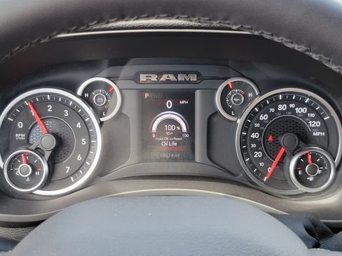 Used 2025 RAM 2500 Big Horn AWD/4WD image 9